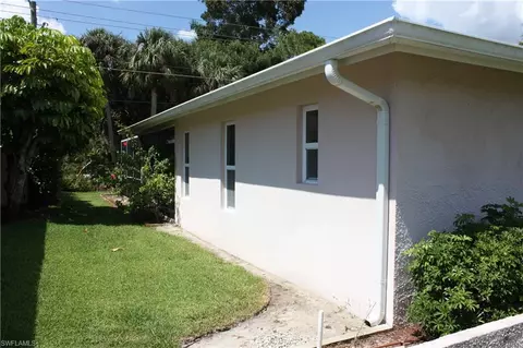 4337 Robin Ave, Naples, FL 34104 photo 11