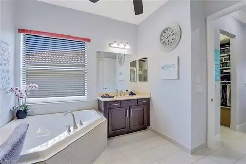 3358 Baltic Dr, Naples, FL 34119 photo 17