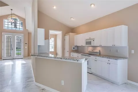 2011 Timarron Way, Naples, FL 34109 photo 7
