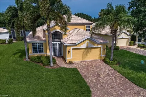 2011 Timarron Way, Naples, FL 34109 photo 1