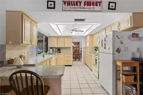 5750 Painted Leaf Ln, Naples, FL 34116 photo 6