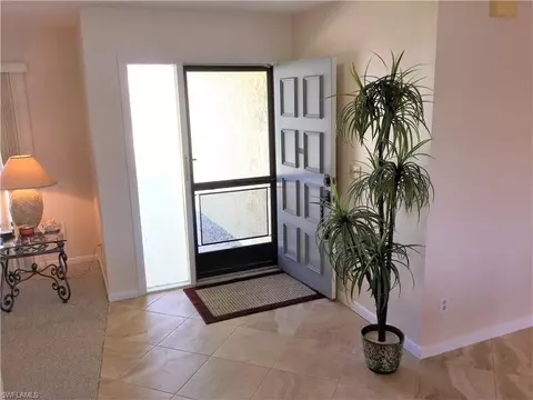 152 Fleur De Lis Ln, Naples, FL 34112 photo 2
