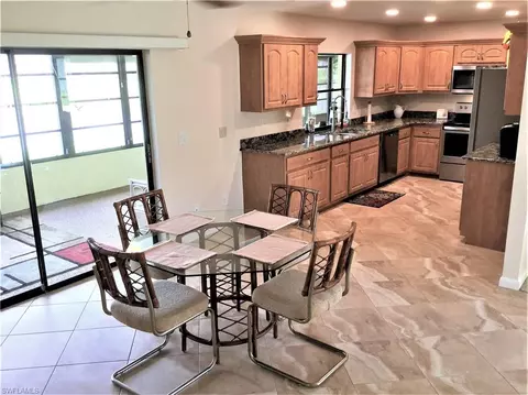 152 Fleur De Lis Ln, Naples, FL 34112 photo 6