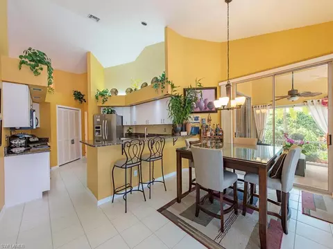 6636 Middlesex Pl, Naples, FL 34104 photo 2