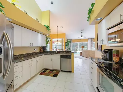 6636 Middlesex Pl, Naples, FL 34104 photo 9