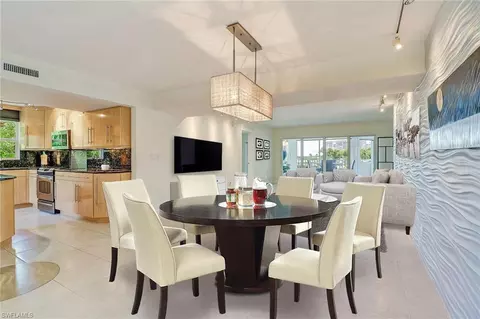 12945 Vanderbilt Dr #201, Naples, FL 34110 photo 6