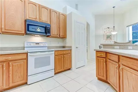 206 Burnt Pine Dr, Naples, FL 34119 photo 12