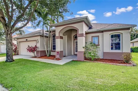 206 Burnt Pine Dr, Naples, FL 34119 photo 2