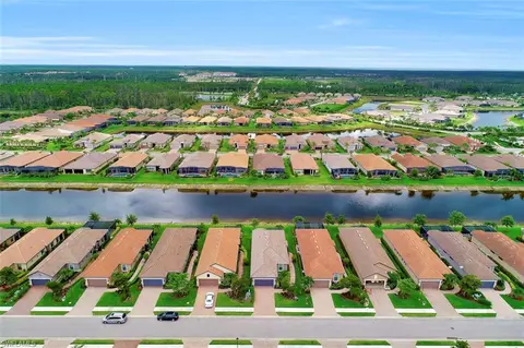 8317 Lucello Ter N, Naples, FL 34114 photo 3