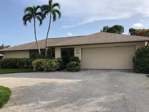 158 Pinehurst Cir, Naples, FL 34113 photo 1