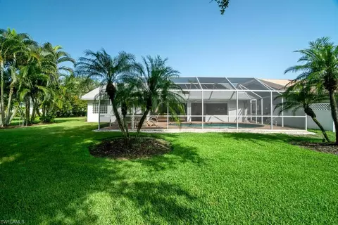 485 Fox Den Cir, Naples, FL 34104 photo 32