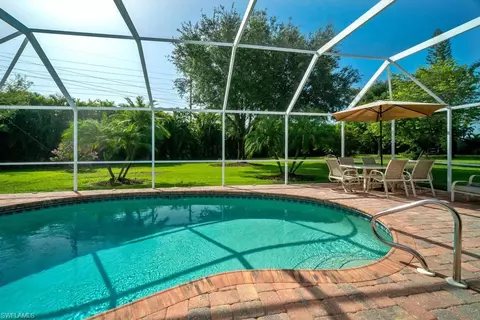 485 Fox Den Cir, Naples, FL 34104 photo 30
