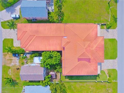 91 Dolphin Cir, Naples, FL 34113 photo 10