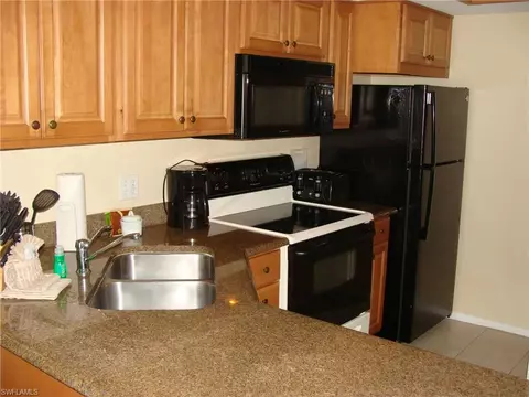 600 Neapolitan Way #143, Naples, FL 34103 photo 6