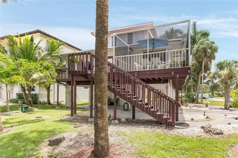 9300 Vanderbilt Dr, Naples, FL 34108 photo 23