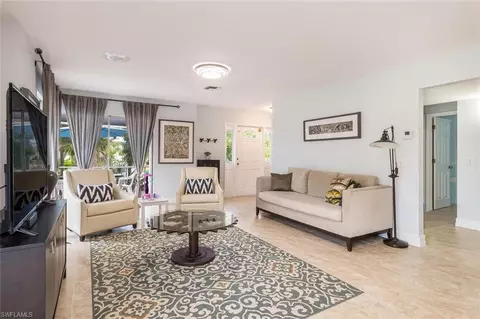 9300 Vanderbilt Dr, Naples, FL 34108 photo 1