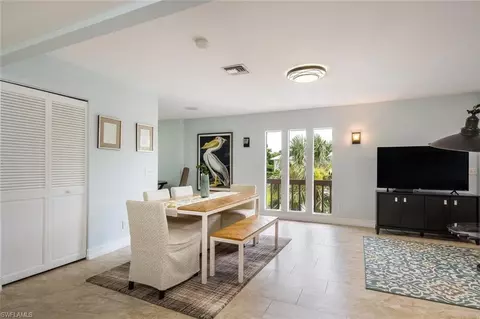9300 Vanderbilt Dr, Naples, FL 34108 photo 8