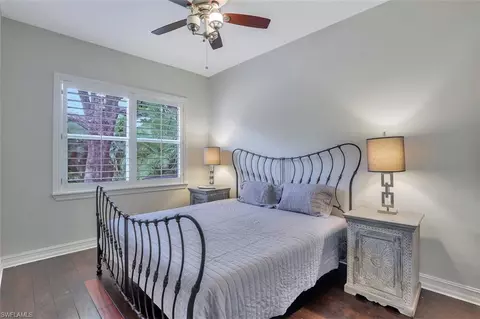 747 Myrtle Ter, Naples, FL 34103 photo 15