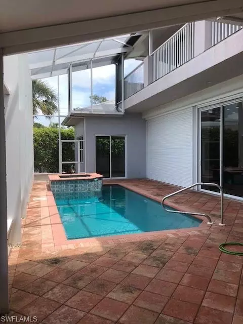 870 8th Ct E, Naples, FL 34108 photo 10