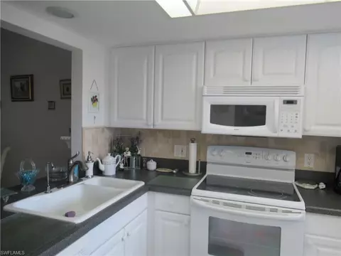 1018 Manatee Rd #E307, Naples, FL 34114 photo 3