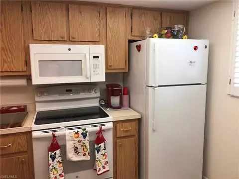 1018 Manatee Rd #E205, Naples, FL 34114 photo 3