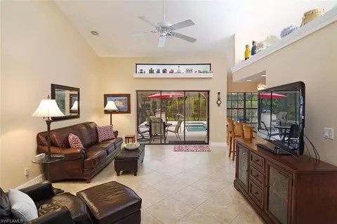 5360 Berkeley Dr, Naples, FL 34112 photo 4