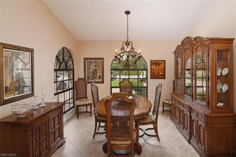 5360 Berkeley Dr, Naples, FL 34112 photo 9