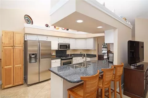 5360 Berkeley Dr, Naples, FL 34112 photo 7