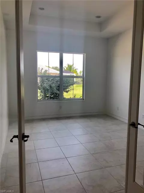 3161 Capistrano Ln, Naples, FL 34114 photo 12