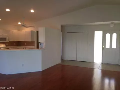 105 Chamonix Ct, Naples, FL 34112 photo 3