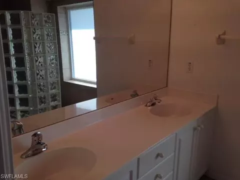 105 Chamonix Ct, Naples, FL 34112 photo 17