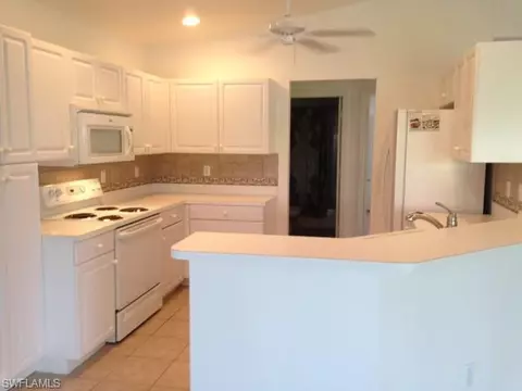105 Chamonix Ct, Naples, FL 34112 photo 6