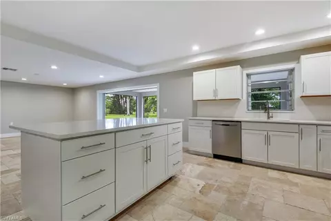 687 Cypress Way E, Naples, FL 34110 photo 14