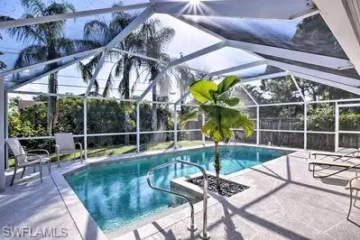 552 101st Ave N, Naples, FL 34108 photo 1