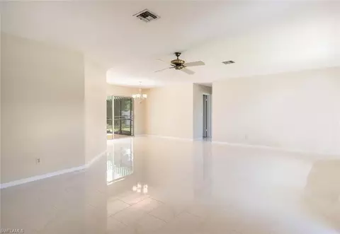 156 Pebble Beach Cir, Naples, FL 34113 photo 9