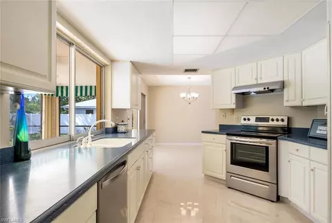 156 Pebble Beach Cir, Naples, FL 34113 photo 3