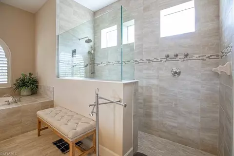 9253 Quarry Dr, Naples, FL 34120 photo 15