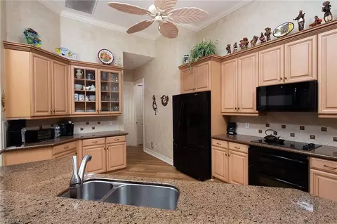 2502 Augusta Dr, Naples, FL 34109 photo 5