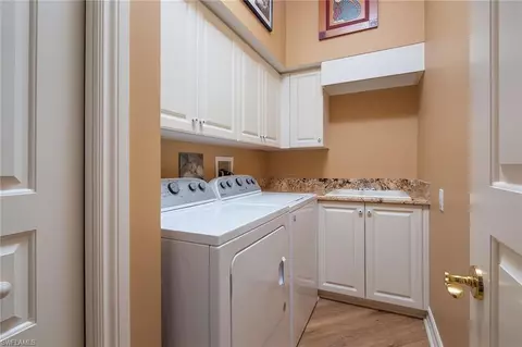 2502 Augusta Dr, Naples, FL 34109 photo 14