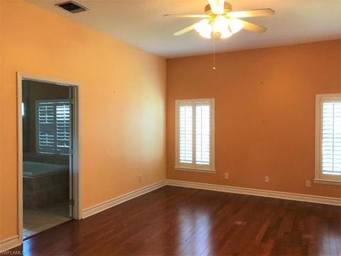 20661 Tanglewood Ln, Estero, FL 33928 photo 8
