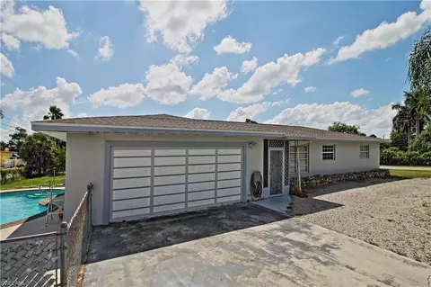 2311 Washington Ave, Naples, FL 34112 photo 2
