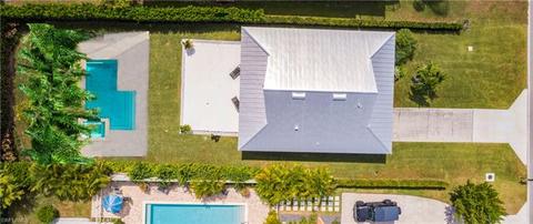 10022 Vanderbilt Dr, Naples, FL 34108 photo 17