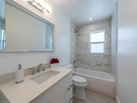 10022 Vanderbilt Dr, Naples, FL 34108 photo 12