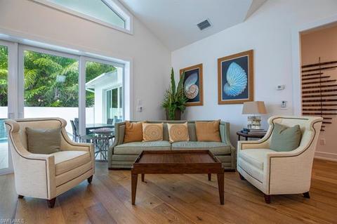 2120 Curtis St, Naples, FL 34112 photo 4