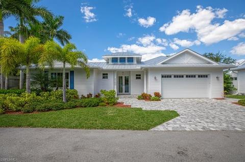 2120 Curtis St, Naples, FL 34112 photo 2