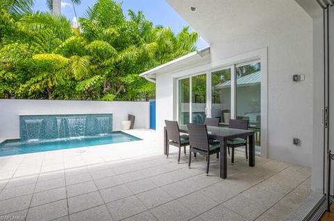 2120 Curtis St, Naples, FL 34112 photo 10