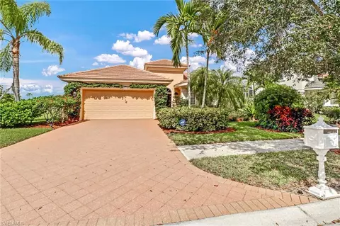 2864 Coco Lakes Dr, Naples, FL 34105 photo 2