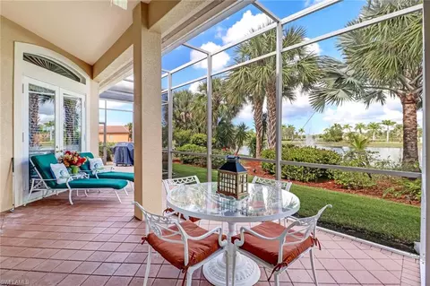 2864 Coco Lakes Dr, Naples, FL 34105 photo 1