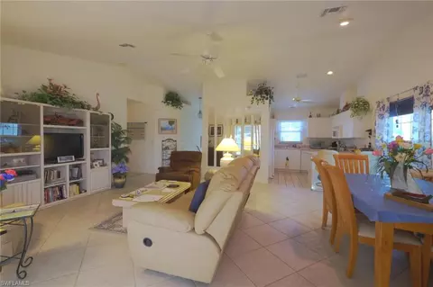 2636 Bayview Dr, Naples, FL 34112 photo 3