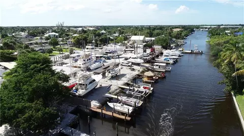 2636 Bayview Dr, Naples, FL 34112 photo 21